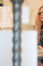 AVRIL LAVIGNE Shopping at Foundry in Beverly Hills 01/25/2016