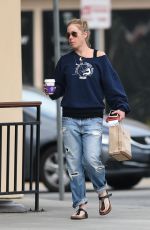 CHRISTINA APPLEGATE Leaves Coffee Bean & Tea Leaf in Los Angeles 01/29/2016