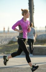 CLAIRE DANES Out Jogging in Santa Monica 01/28/2016