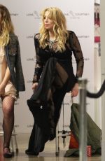 COURTNEY LOVE at Nasty Gal on Melrose Ave 01/14/2016