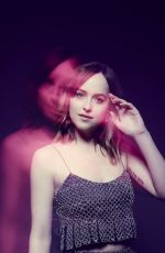 DAKOTA JOHNSON - 2016 People