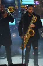 DEMI LOVATO Performs on New Year
