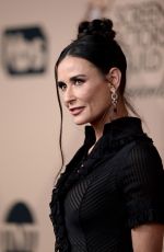 DEMI MOORE at Screen Actors Guild Awards 2016 in Los Angeles 01/30/2016