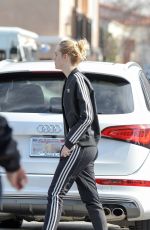 ELLE FANNING Arrives at a Gym in Los Angeles 01/13/2016