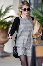 EMMA ROBERTS Out Shopping at a Bookstore in Los Angeles 01/14/2016
