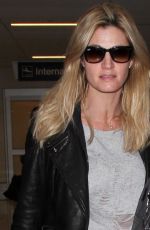 ERIN ANDREWS Arrives at LAX Airport in Los Angeles 01/13/2016