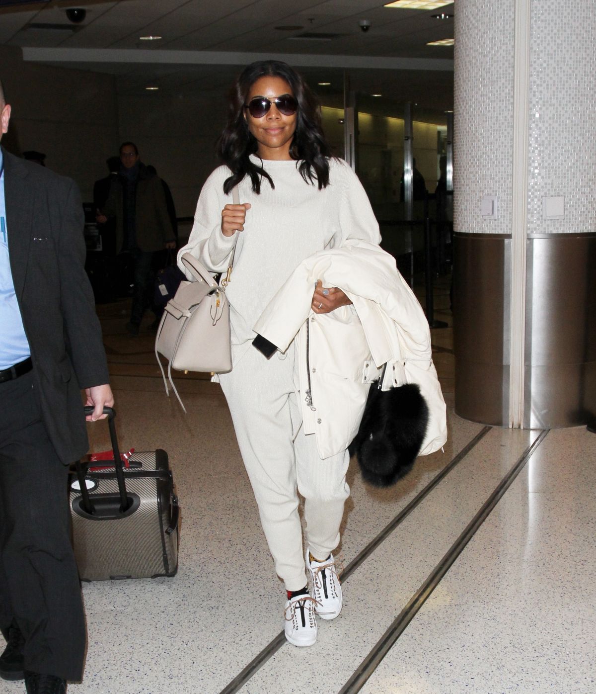 GABRIELLE UNION at Los Angeles International Airport 01/26/2016 ...