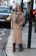 GERI HALLIWELL Out and About in London 01/19/2016