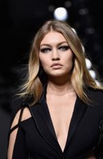 GIGI HADID on the Runway of Versace Spring/Summer 2016 Fashion Show in Paris 01/24/2016