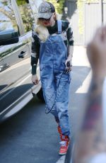 GWEN STEFANI Arrives at an Office Building in West Hollywood 01/21/2016