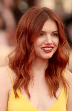 HANNAH MURRAY at Screen Actors Guild Awards 2016 in Los Angeles 01/30/2016