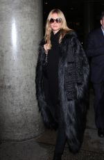 HEIDI KLUM Arrives at LAX Airport in Los Angeles 01/05/2016
