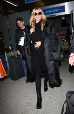 HEIDI KLUM Arrives at LAX Airport in Los Angeles 01/05/2016