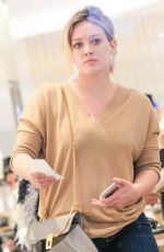 HILARY DUFF Shopping in Beverly Hills 09/01/2016