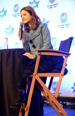 JENNA LOUIS COLEMAN at Wizard World Comic Con in New Orleans 01/09/2016