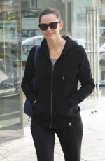 JENNIFER GARNER Leaves a Gym in Brentwood 01/19/2016