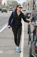 JENNIFER GARNER Leaves a Gym in Brentwood 01/19/2016