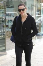 JENNIFER GARNER Leaves a Gym in Brentwood 01/19/2016