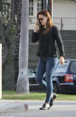 JENNIFER GARNER Out and About in Brentwood 01/19/2016