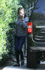 JENNIFER GARNER Out and About in Brentwood 01/25/2016