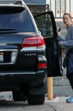 JENNIFER GARNER Out and About in Los Angeles 01/02/2016