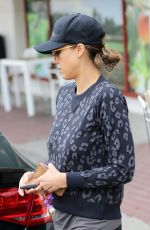 JESSICA ALBA Shopping at Whole Foods in Los Angeles 01/03/2016