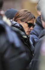 JULIA ROBERTS on the Set of Her New Movie in New York 01/22/2016