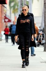 KENDALL JENNER and HAILEY BALDWIN Out and About in Los Angeles01/07/2016