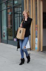 KIMBERLY STEWART at Pressed Juicery in Beverly Hills 01/30/2016