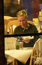 KIRSTEN DUNST at Colom Me Mine Pottery Studio 01/05/2016