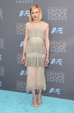 KIRSTEN DUNST at Critics