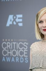 KIRSTEN DUNST at Critics
