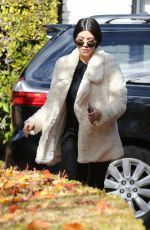 KOURTNEY KARDASHIAN Out and About in Beverly Hills 01/07/2016