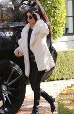KOURTNEY KARDASHIAN Out and About in Beverly Hills 01/07/2016