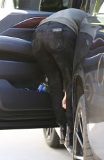 KOURTNEY KARDASHIAN Out and About in Beverly Hills 01/21/2016