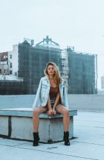 LIA MARIE JOHNSON on the Set of a Photoshoot