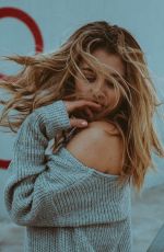 LIA MARIE JOHNSON on the Set of a Photoshoot