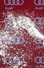 LINDSEY VONN Sets New World Cup Downhill Win Record 01/23/2016