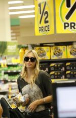 MARIA SHARAPOVA Out and About in Brisbane 12/30/2015
