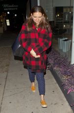 MAYA RUDOLPH Leaves Madeo Restaurant in Beverly Hills 01/30/2016