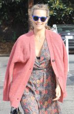 MOLLY SIMS Out and About in Brentwood 01/14/2016