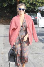 MOLLY SIMS Out and About in Brentwood 01/14/2016