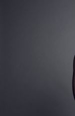 NATALIE DORMER - People’s Choice Awards 2016 Portrait Session