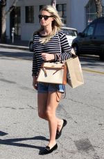 NICKY HILTON in Jeabs Shorts Out in Beverly Hills 01/28/2016