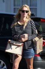 NICKY HILTON in Jeabs Shorts Out in Beverly Hills 01/28/2016