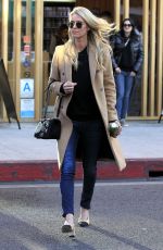 NICKY HILTON Out and About in Beverly Hills 01/07/2016