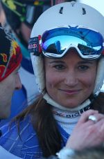 PIPPA MIDDLETON Skiing at Inferno Muerren in the Schiltron in Switzerland 01/23/2016