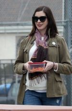 Pregnant ANNE HATHAWAY at a Park in Los Angeles 01/29/2016