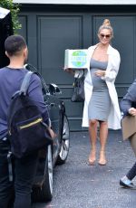 Pregnant CHRISSY TEIGEN Out and About in Beverly Hills 01/07/2016