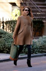Pregnant KERI RUSSELL Out and About in Brooklyn 01/06/2016